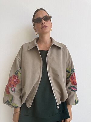 Bomber cool crop