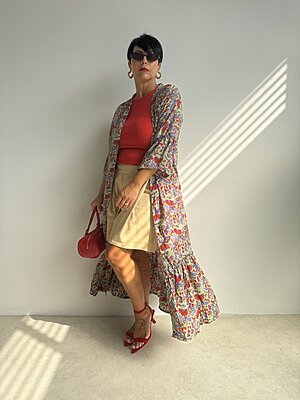 Look Tonia