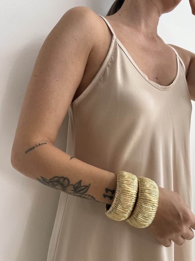 Bracciale rigido metallizzato opaco 