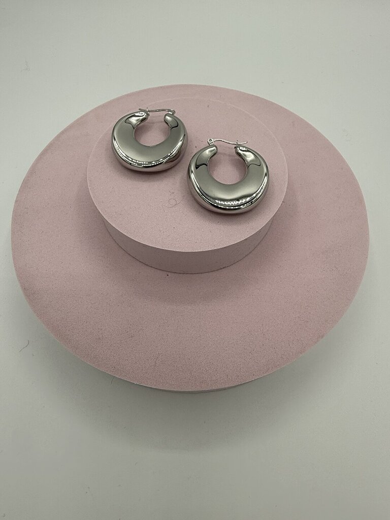 Orecchino cerchio pieno argento 