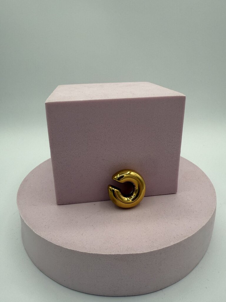 Ear cuff big gold 