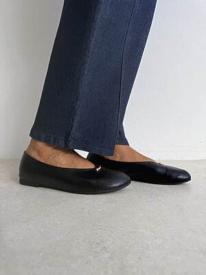 Ballerina HongKong black