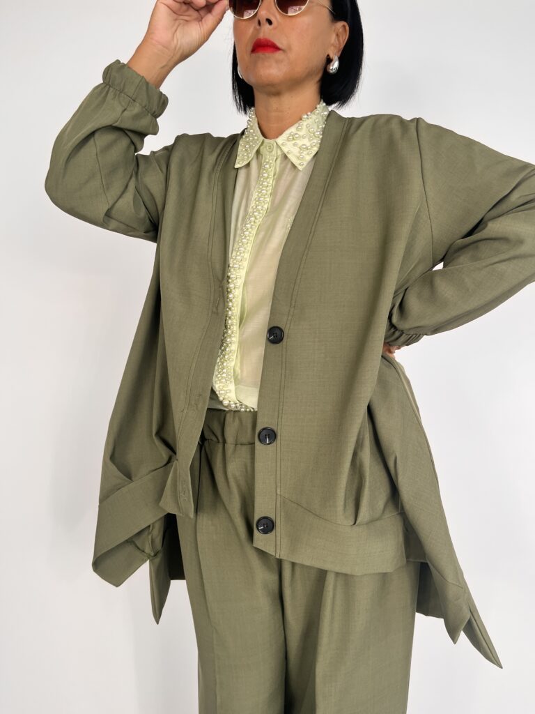 Cardigan ovetto MARY - verde militare 