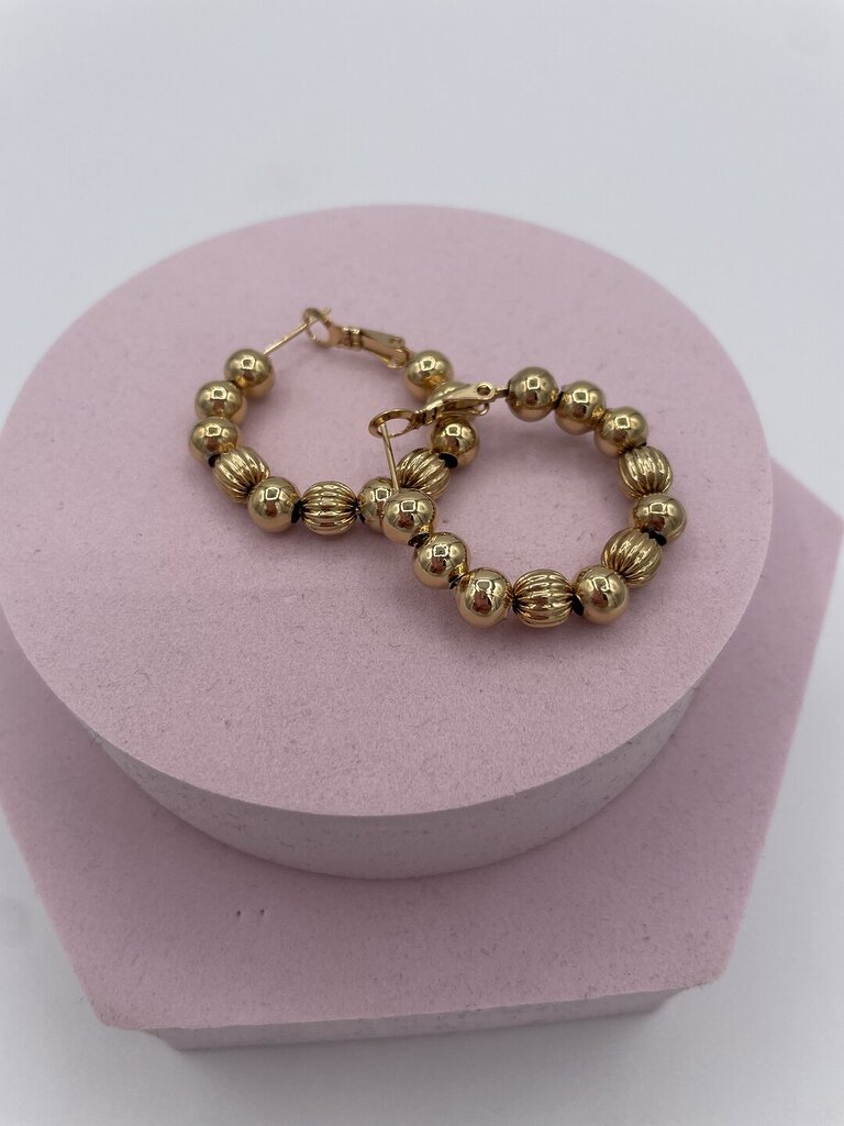 Eleven balls gold 