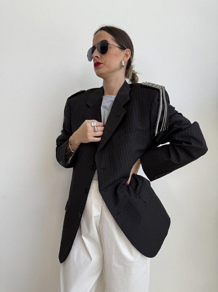 Blazer vintage gessato grigio patch luce spalla 