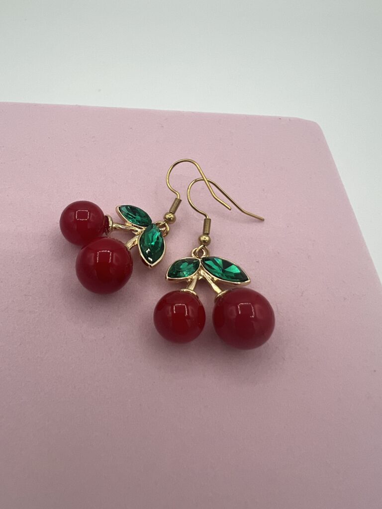 Orecchini cherry e foglia pendenti 