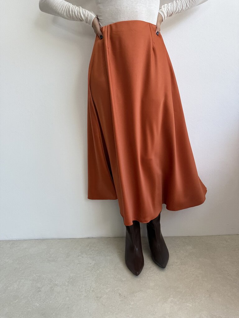 Gonna campana SATIN - arancio 