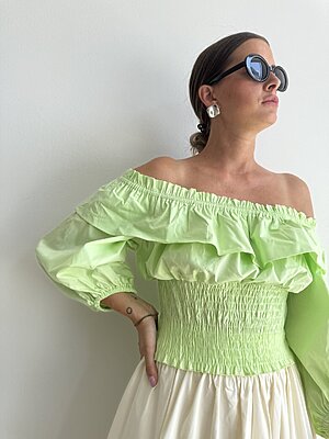 Top scollo barca volant