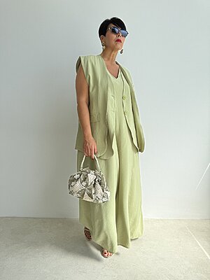 Look Elvia