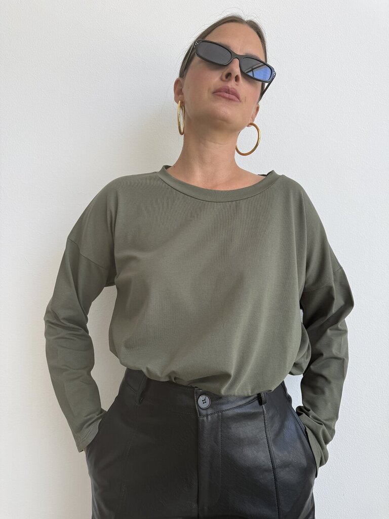T-shirt Scatoletta over - verde militare 