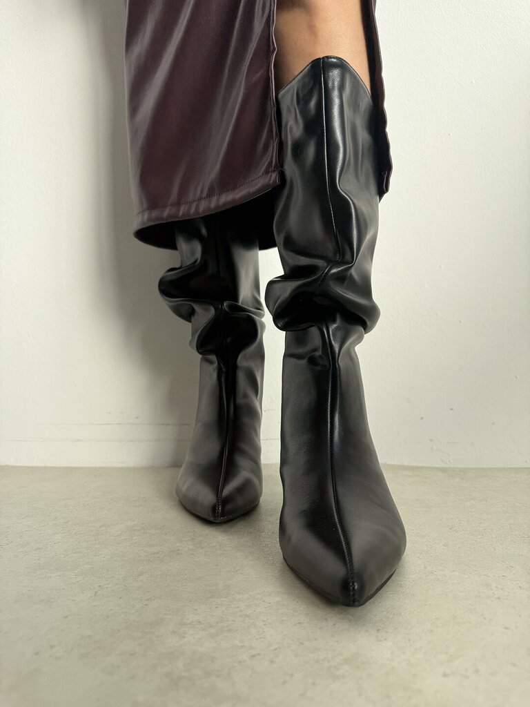 Eilish soft black 