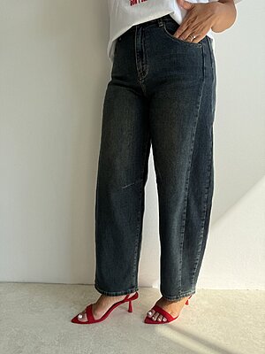 Jeans ovetto sabbiato