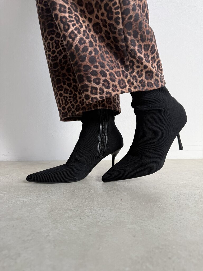 Shakira stretch black 