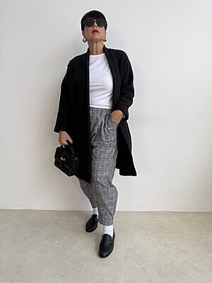Look Valeria