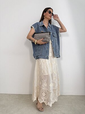 Look Elvia