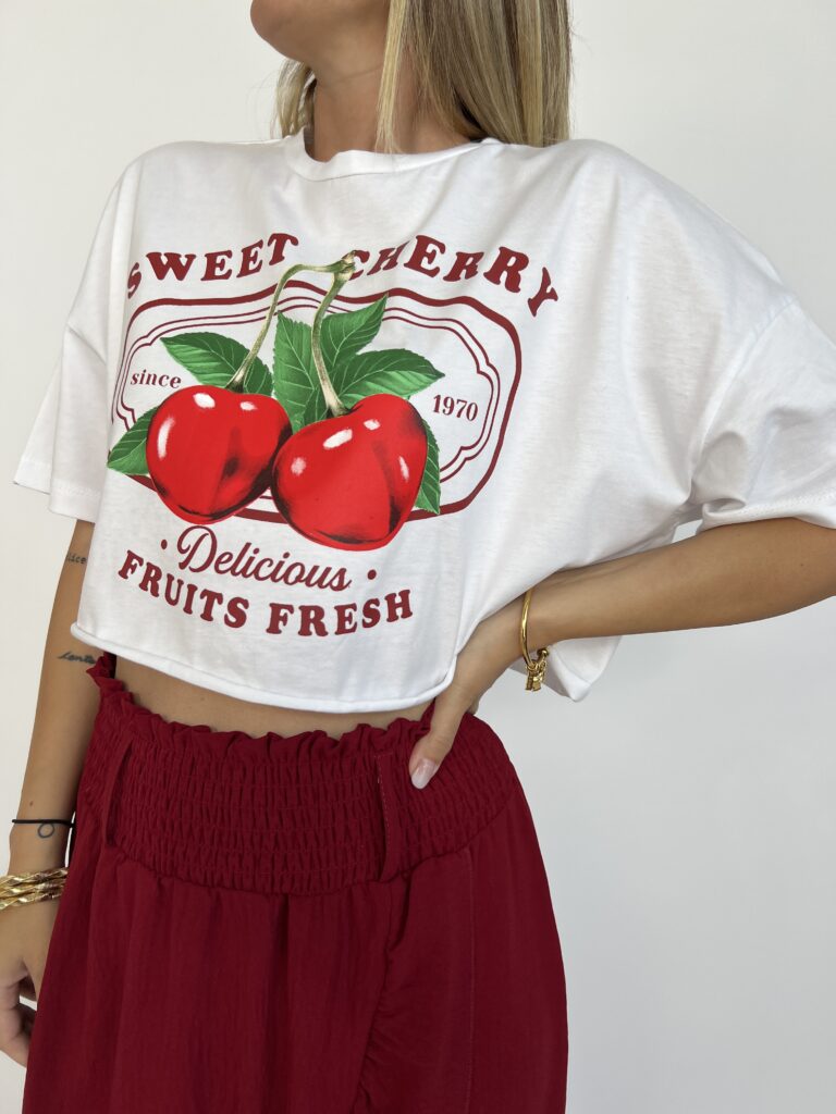 Tshirt crop sweet cherry 