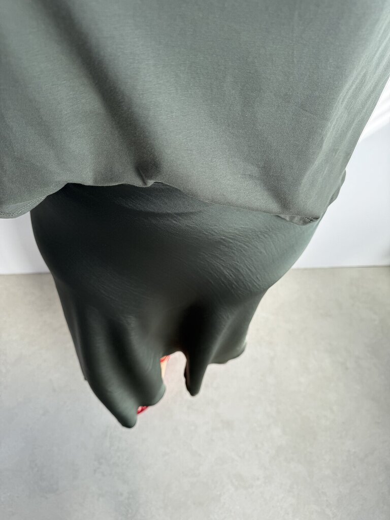 Gonna Brigida satin - verde militare 