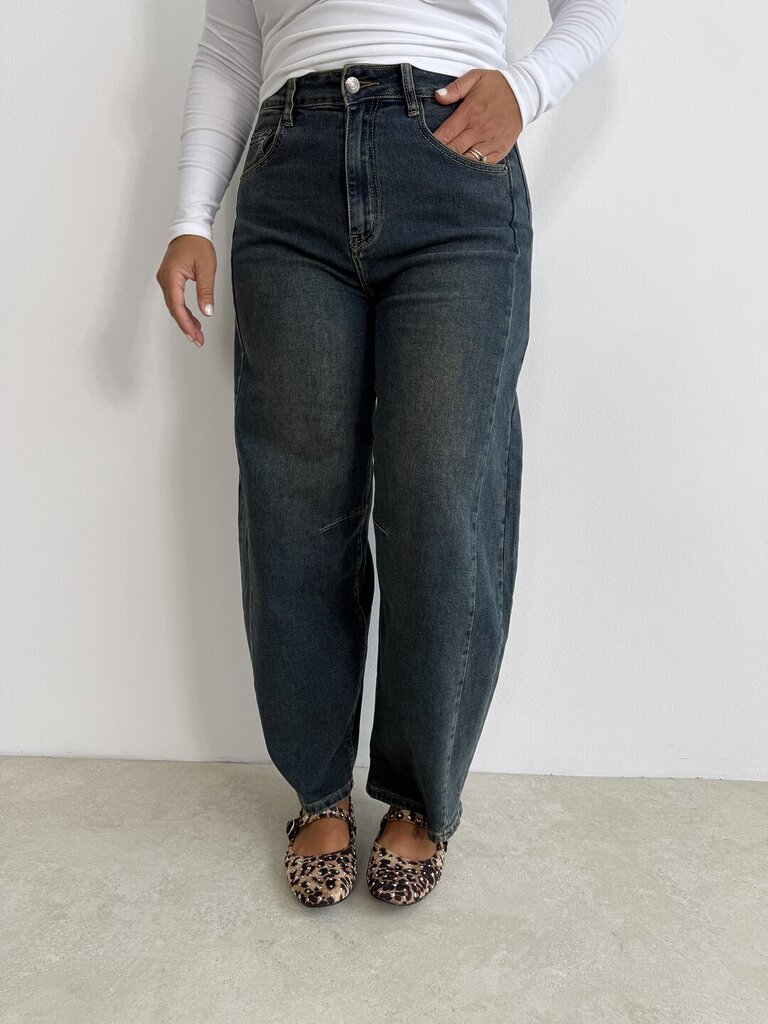 Jeans ovetto sabbiato 